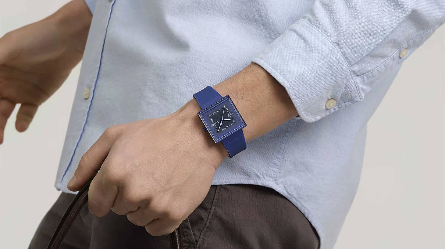 Swatch ESSENTIALS - ваш пропуск в мир стиля без лишних заморочек