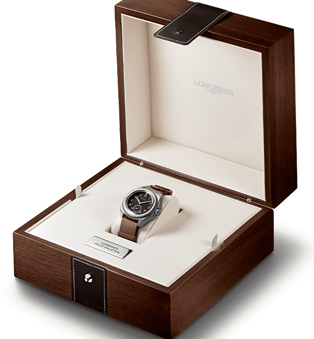 Наручные часы Longines Pilot Majetek