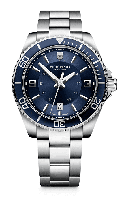 Наручные часы Victorinox Maverick Large