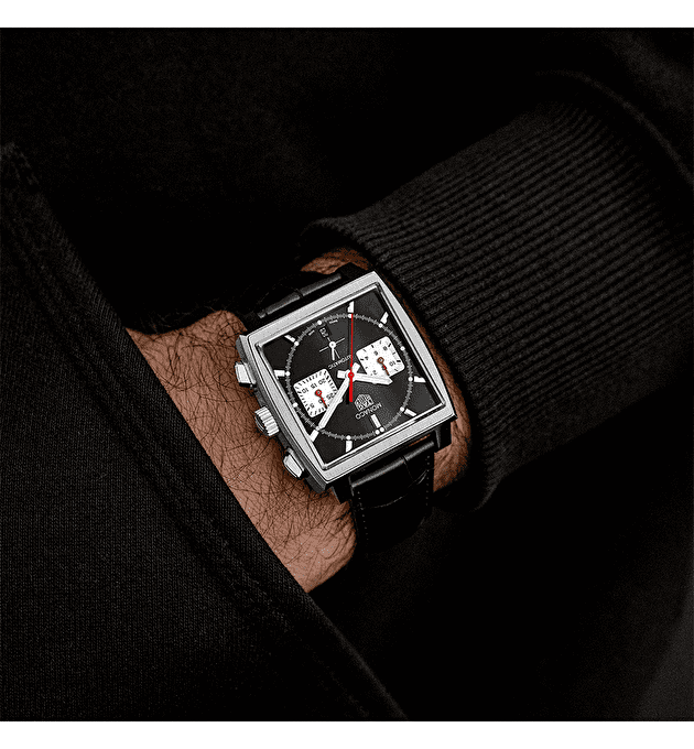 Наручные часы Tag Heuer Monaco Calibre Heuer 02 39mm