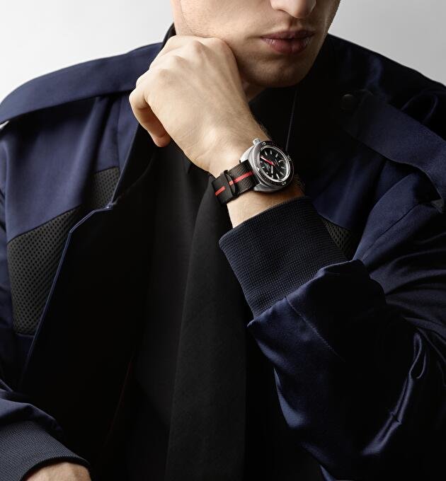 Наручные часы Longines Ultra-Chron