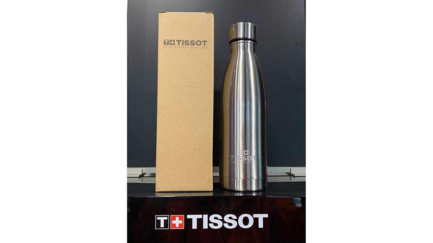Подарки в SwissTme и бутике Tissot