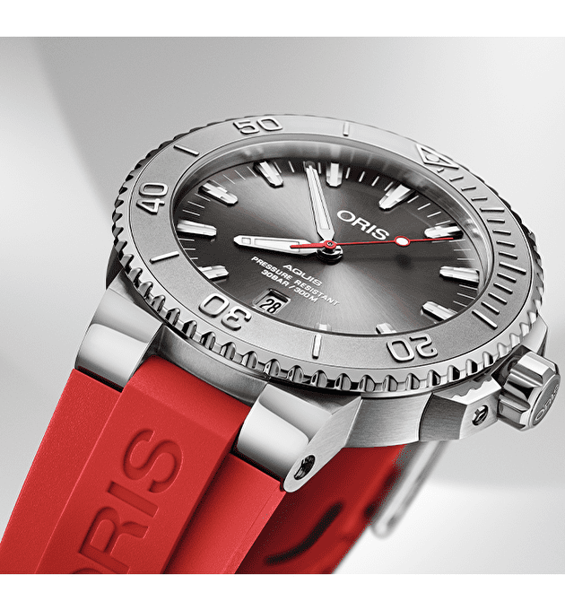 Наручные часы Aquis Date Relief