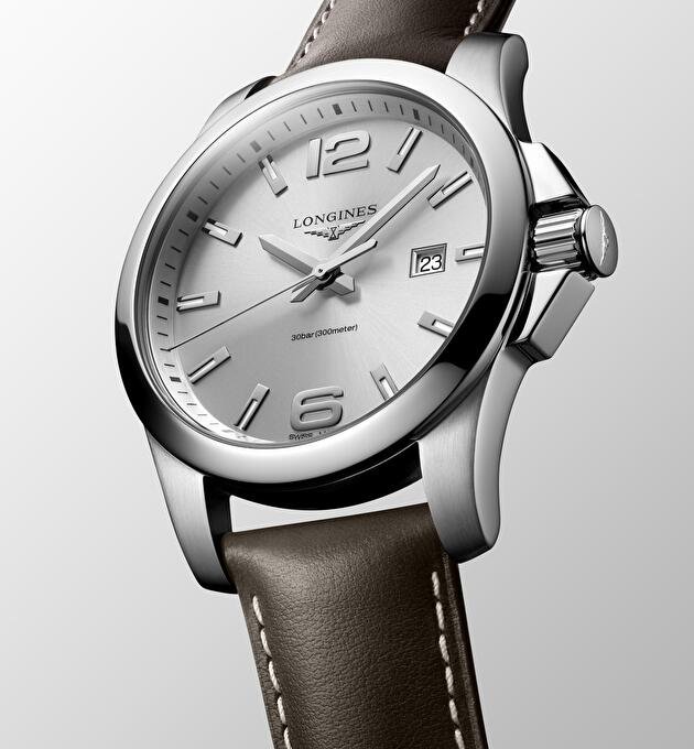 Наручные часы Longines Conquest