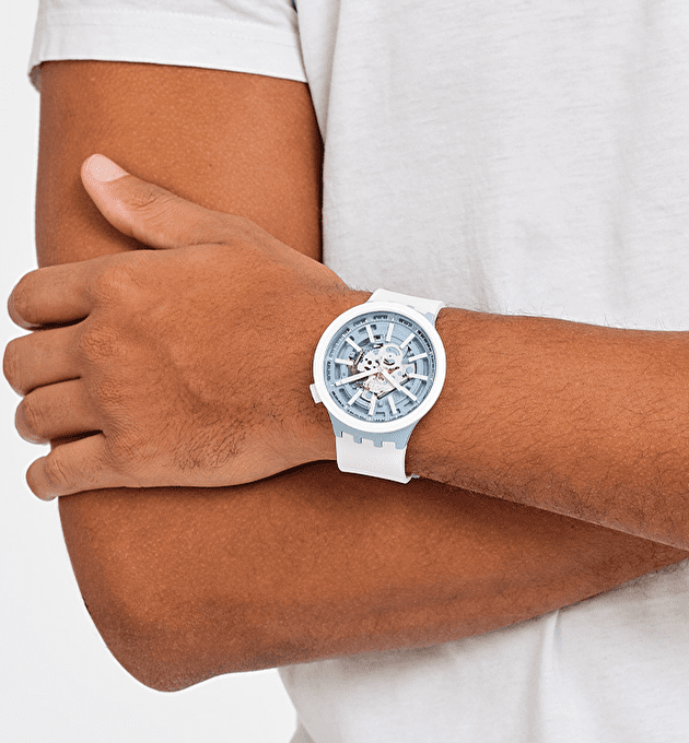 Наручные часы SWATCH WHICE