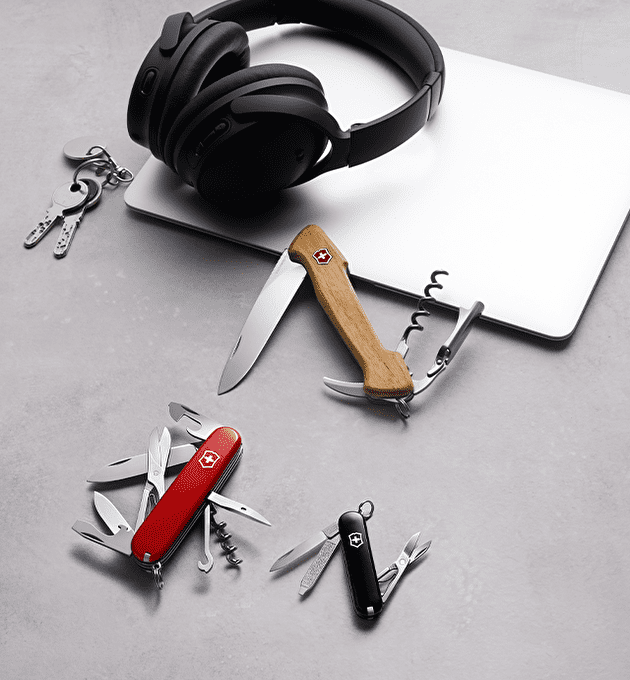 Victorinox Classic SD Colors Dark Illusion