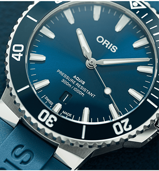 Наручные часы Aquis Date