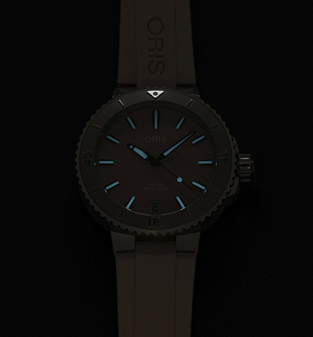 Наручные часы Aquis Date