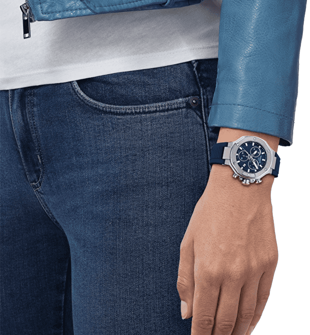 Наручные часы Tissot T-Race Quartz Chronograph 38 mm