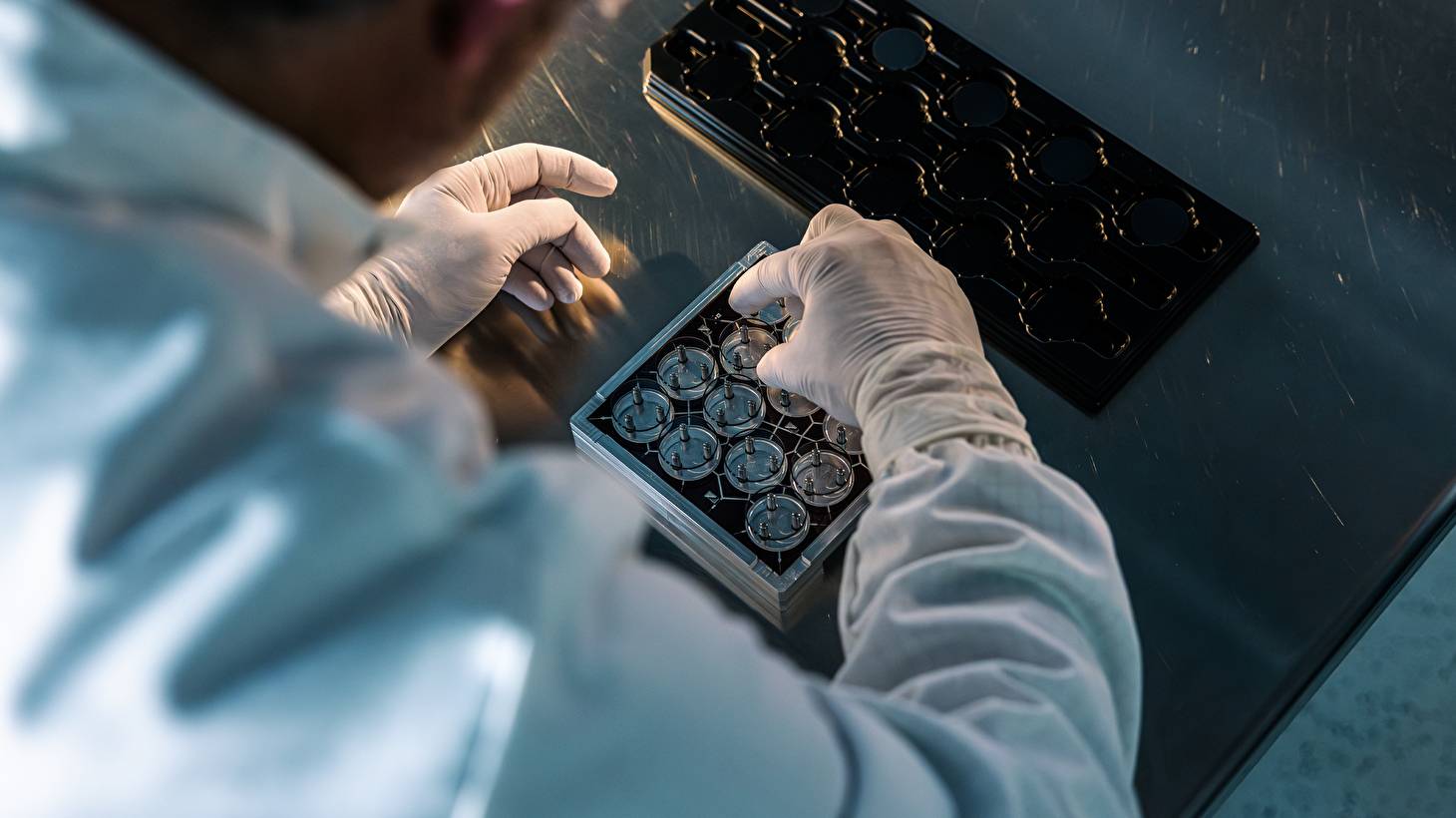 Время, движимое светом: PRC 100 Solar