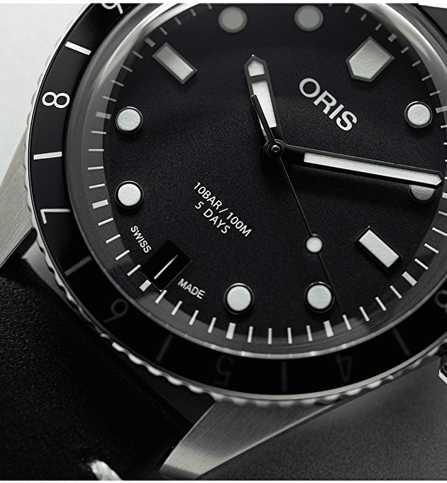 Наручные часы Divers Sixty-Five 12h Calibre 400