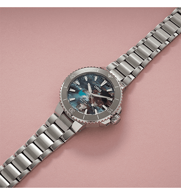 Наручные часы Aquis Date